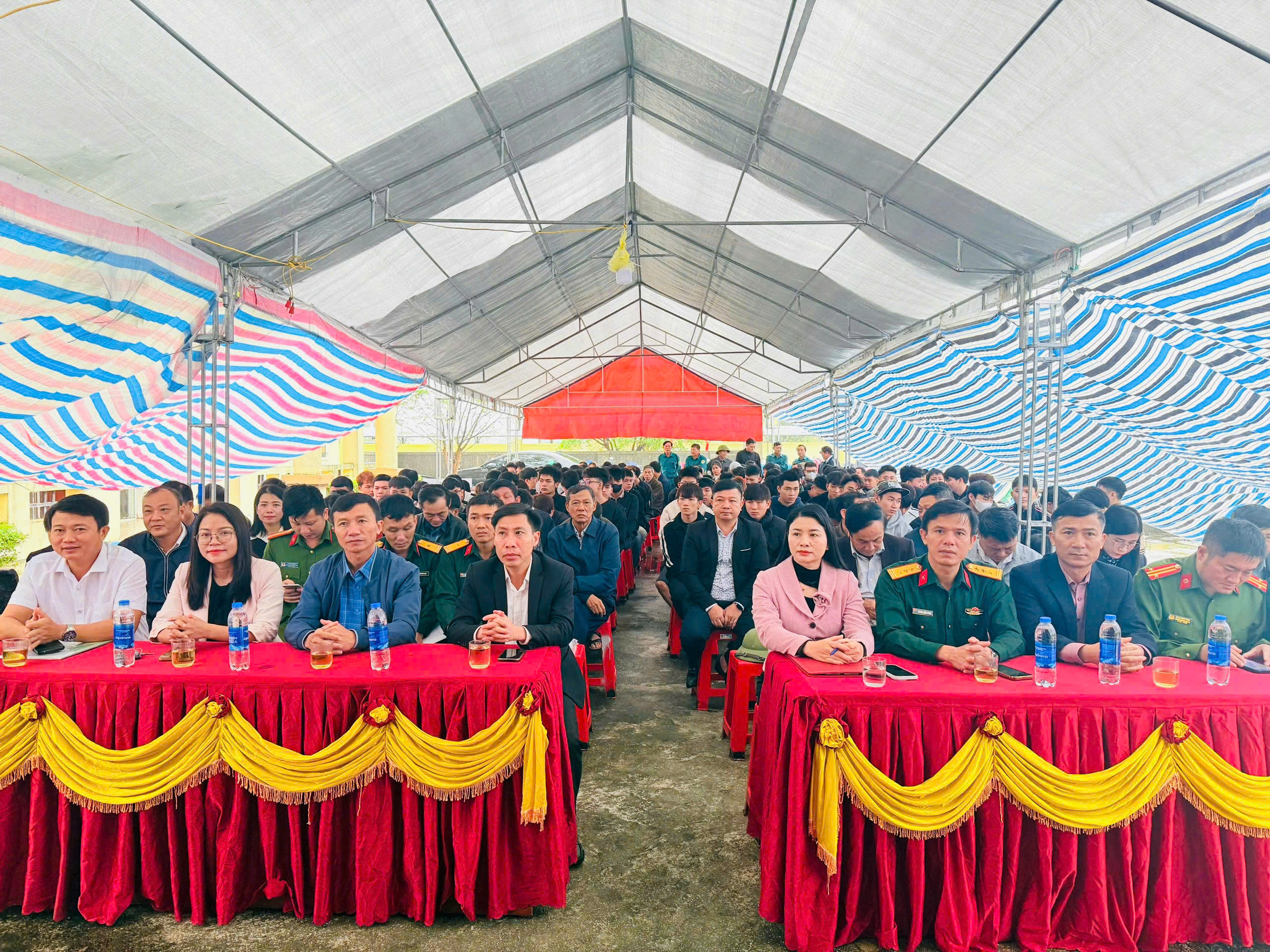 Ủy ban nhân dân xã Kỳ Khang tổ chức khai mạc sơ tuyển sức khỏe nghĩa vụ quân sự và thực hiện nghĩa vụ tham gia Công an Nhân dân năm 2026.