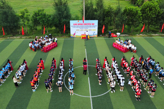 Video Flycam khai mạc Giải bóng chuyền nữ xã Kỳ Khang năm 2026
