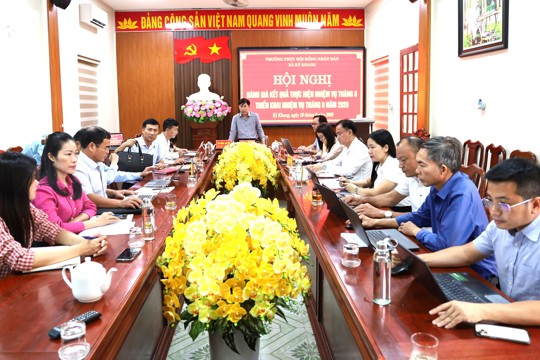 Thường trực HĐND xã Kỳ Khang tổ chức Hội nghị đánh giá kết quả thực hiện nhiệm vụ tháng 8 năm 2026