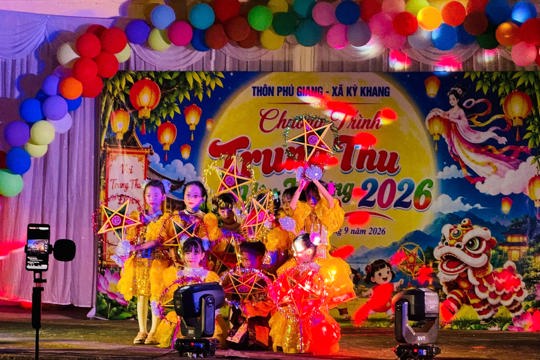 Thôn Phú Giang tổ chức Chương trình Tết Trung thu năm 2026  