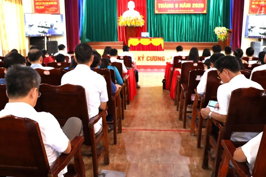 Hội nghị nghiên cứu, học tập, quán triệt và triển khai thực hiện một số Nghị quyết, Chỉ thị của Bộ Chính trị.